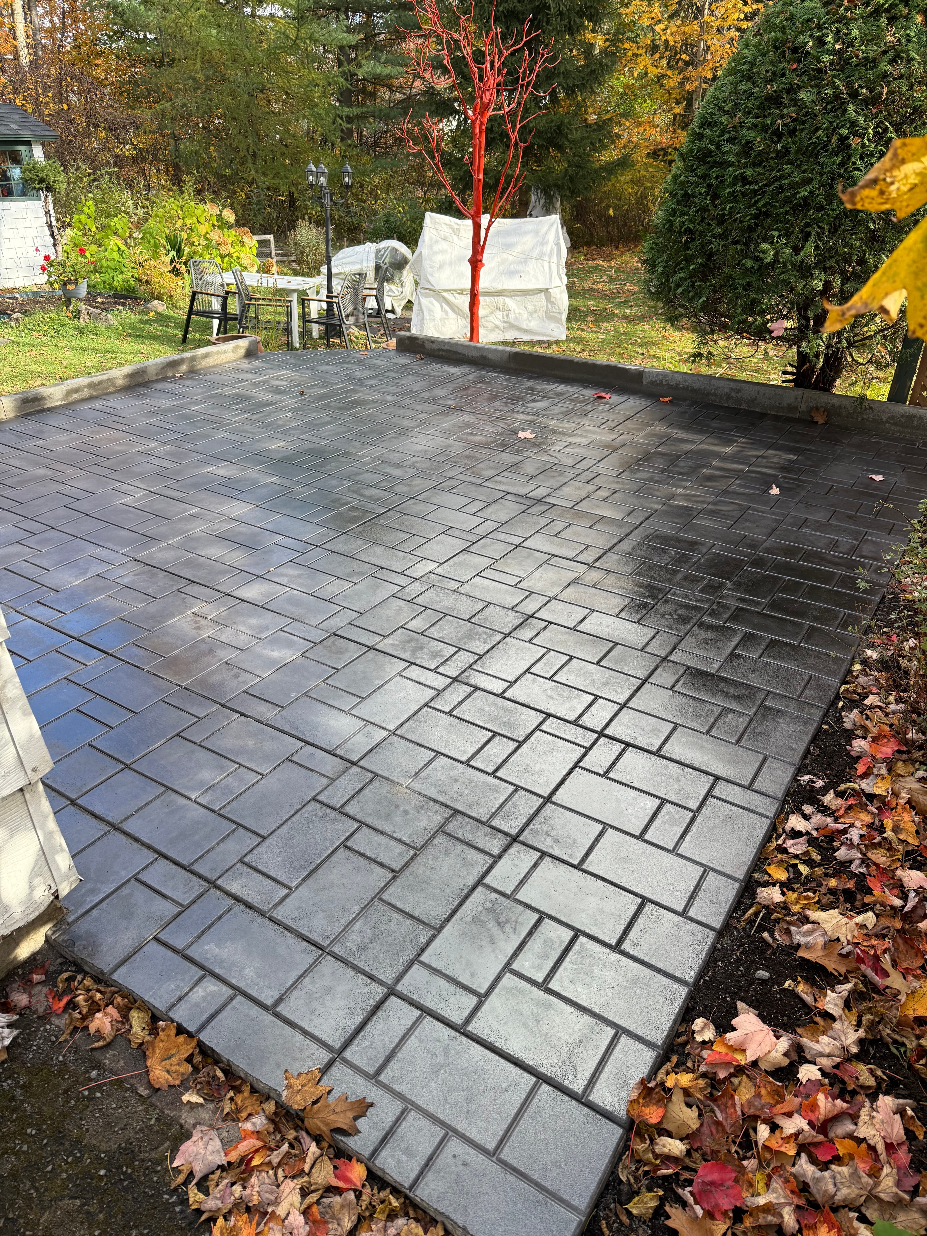 Patio en pavé, motif contemporain